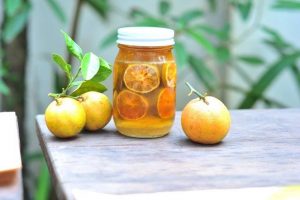 Ngâm chanh mật ong sai cách trị ho khiến nó thành “chất độc”