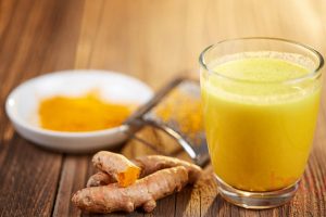 Các cách đơn giản giúp bạn phân biệt tinh bột nghệ thật và giả