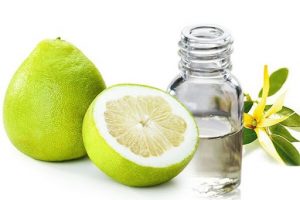 Bật mí cách sử dụng tinh dầu bưởi kích thích tóc mọc nhanh