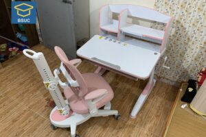 Bàn học cho bé lớp 1 nên lựa chọn như thế nào?