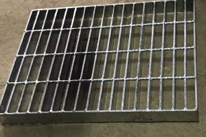 Tìm hiểu về tấm sàn grating mạ kẽm