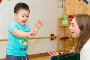 [Giải đáp] Sách phát triển ngôn ngữ cho trẻ là gì?