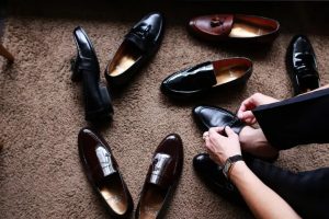 Top 5 Kiểu Giày Da Thời Trang Nam Không Thể Thiếu Trong Tủ Đồ Của Quý Ông