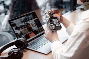 Làm Video Hấp Dẫn Hơn Với Khóa Học Biên Tập Và Chỉnh Sửa Video